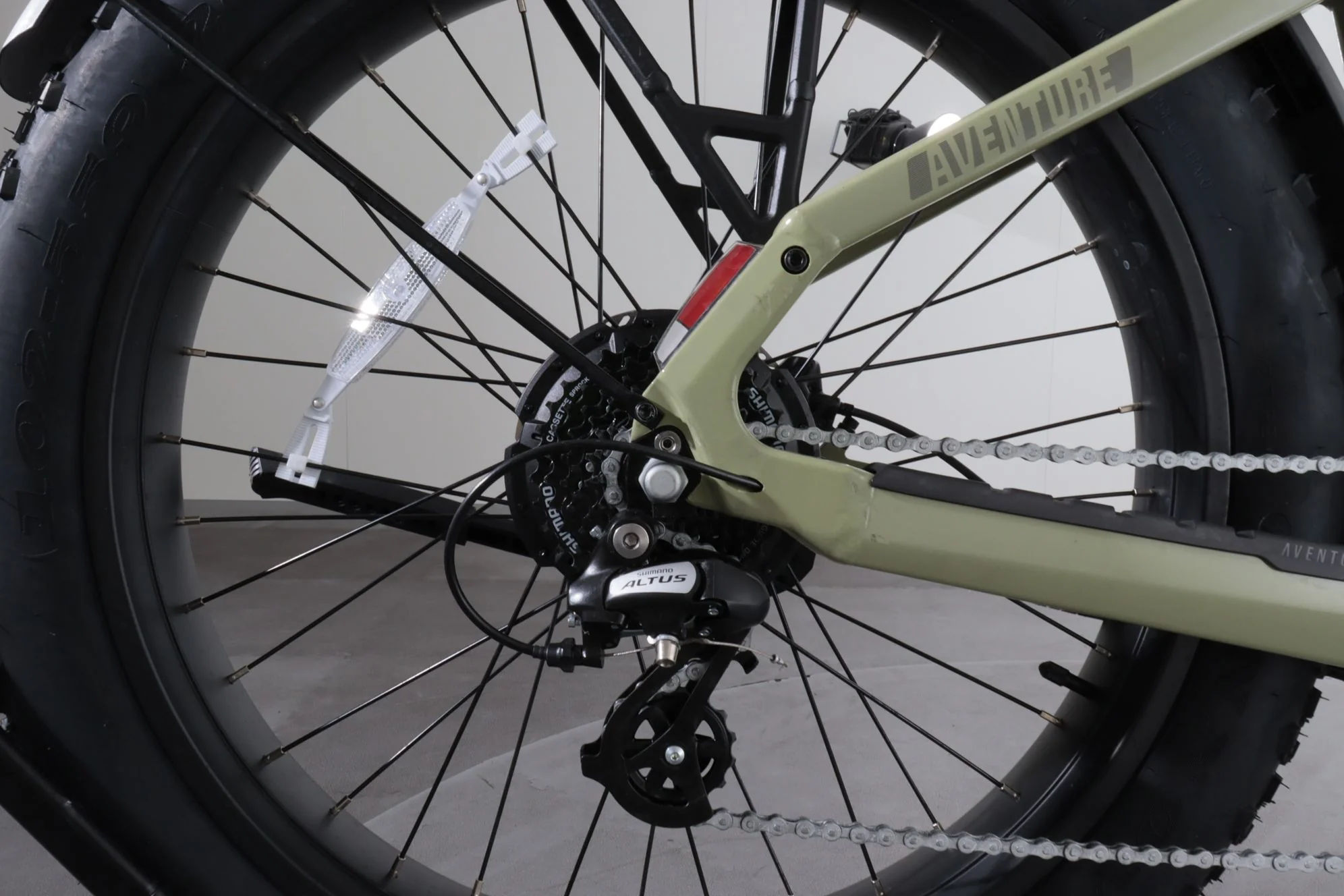 Aventon Aventure 3 - Image 13