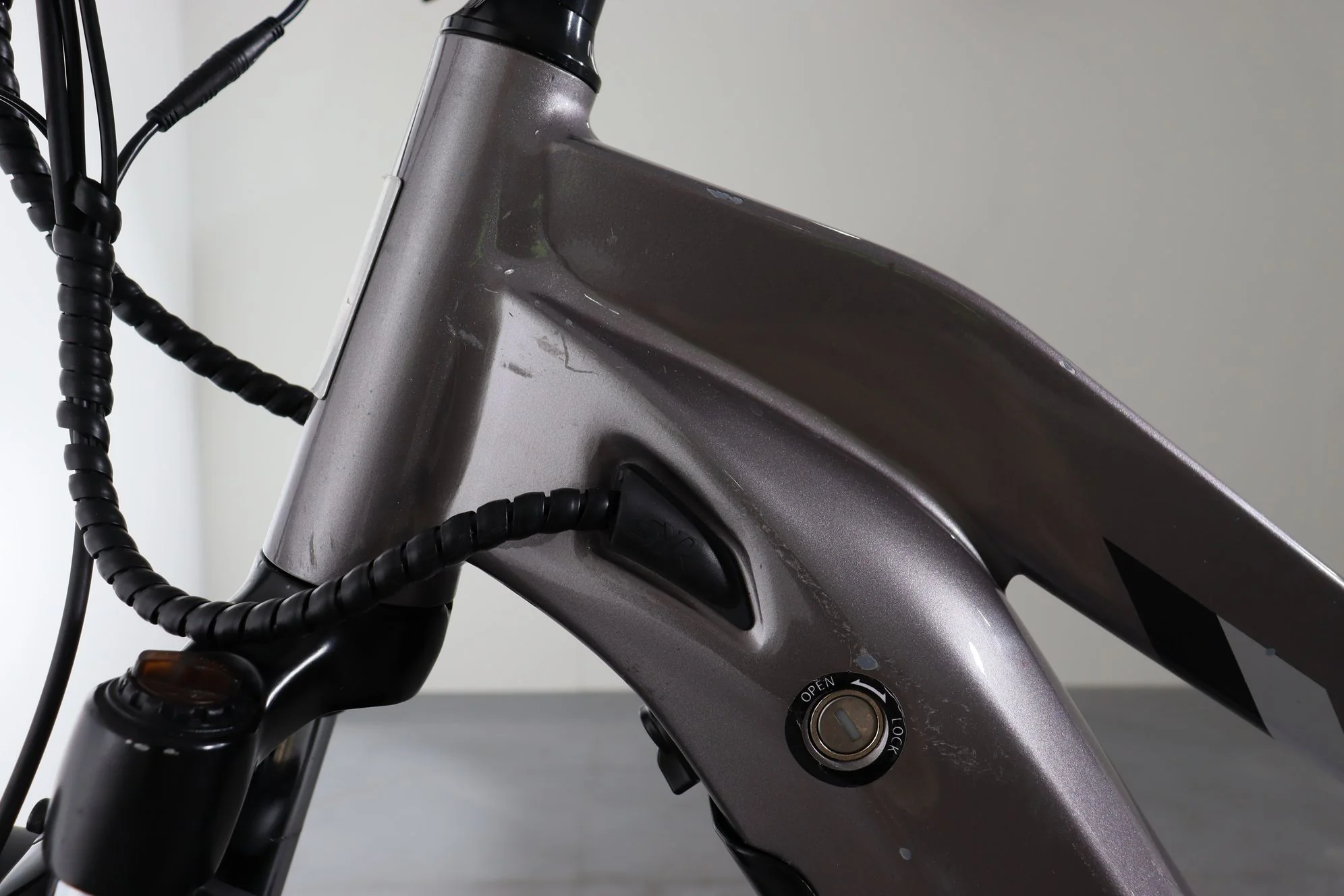Aventon Level.2 - Image 10
