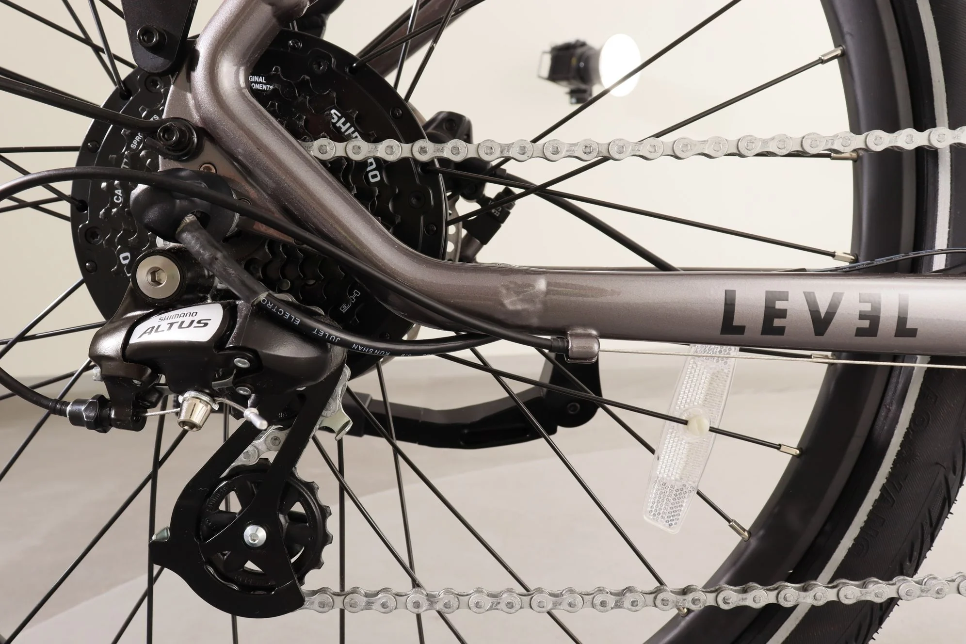 Aventon Level.2 - Image 10