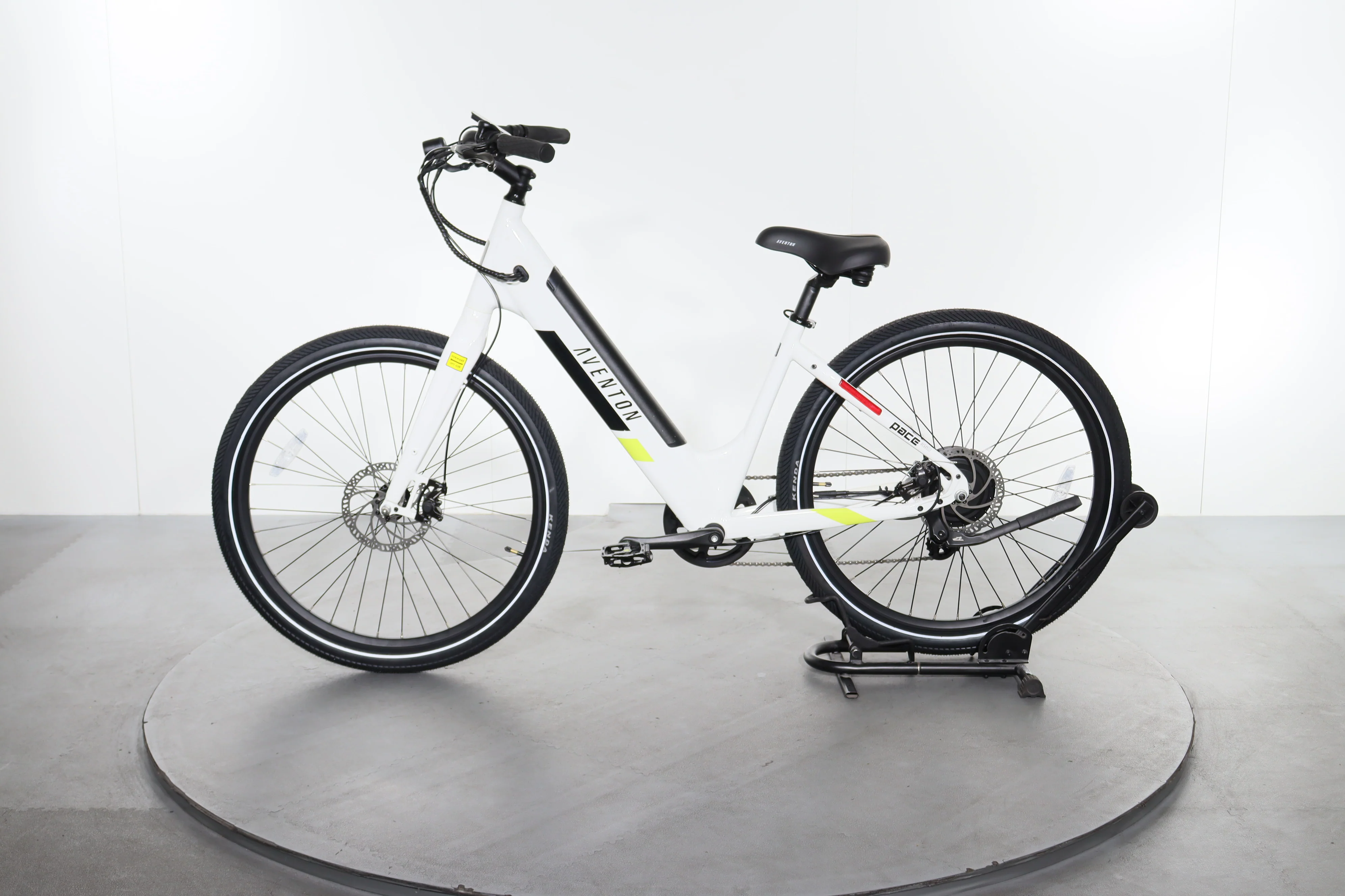 Aventon Pace 350.2 - Image 4