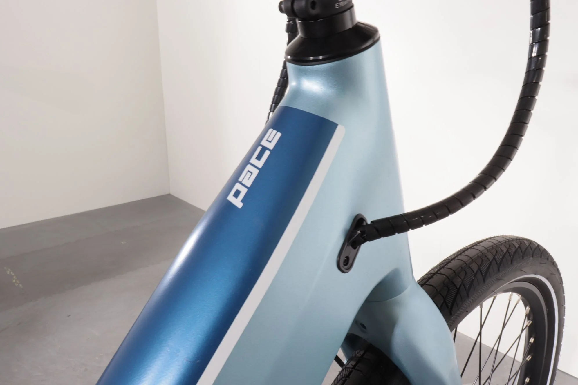 Aventon Pace 4 - Image 10