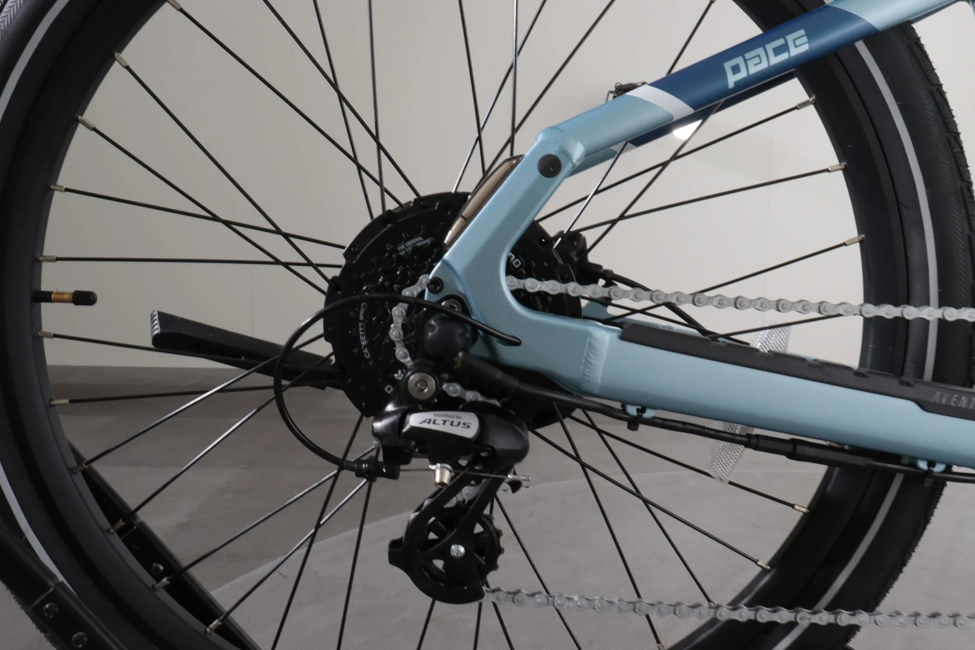 Aventon Pace 4 - Image 12