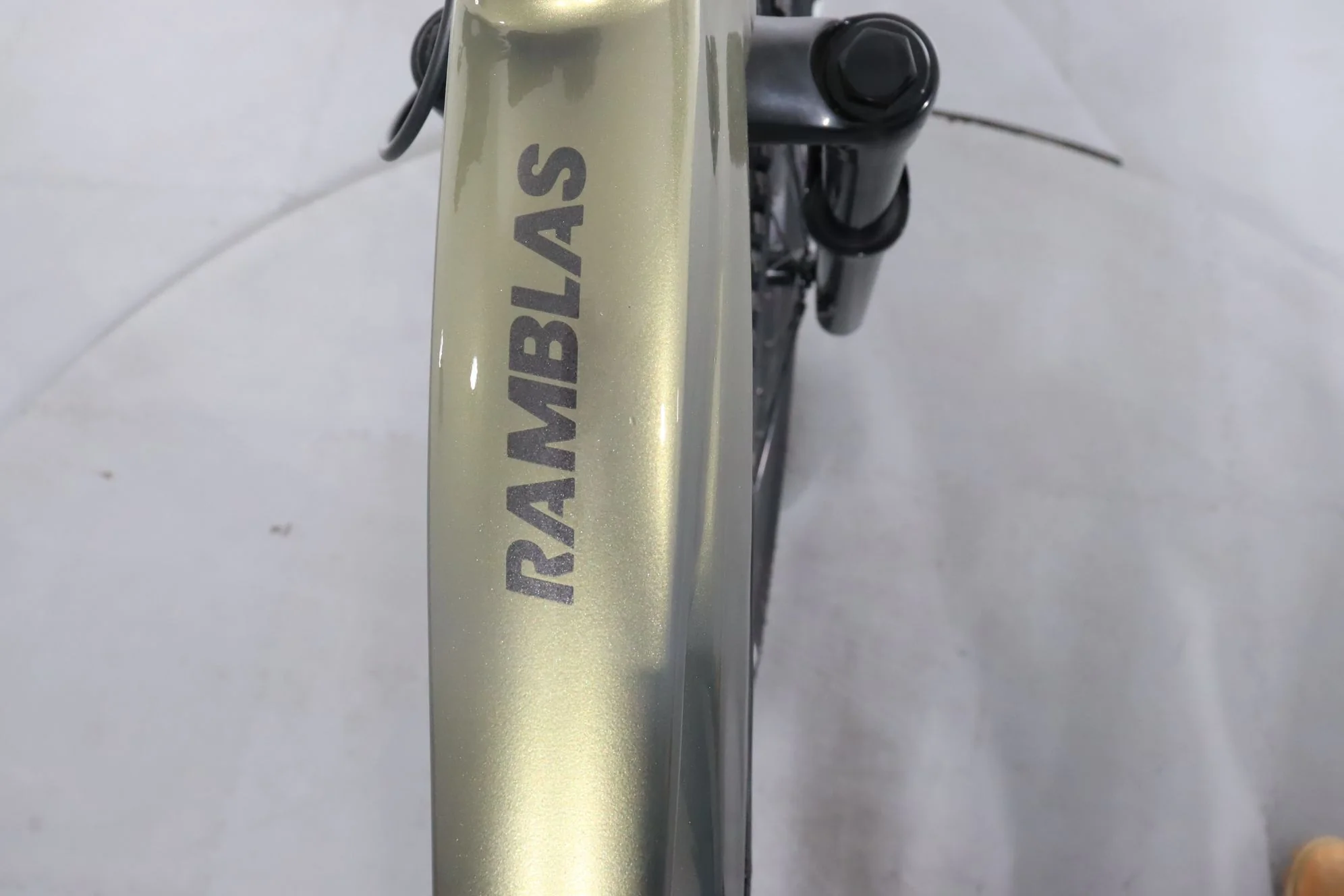 Aventon Ramblas - Image 10