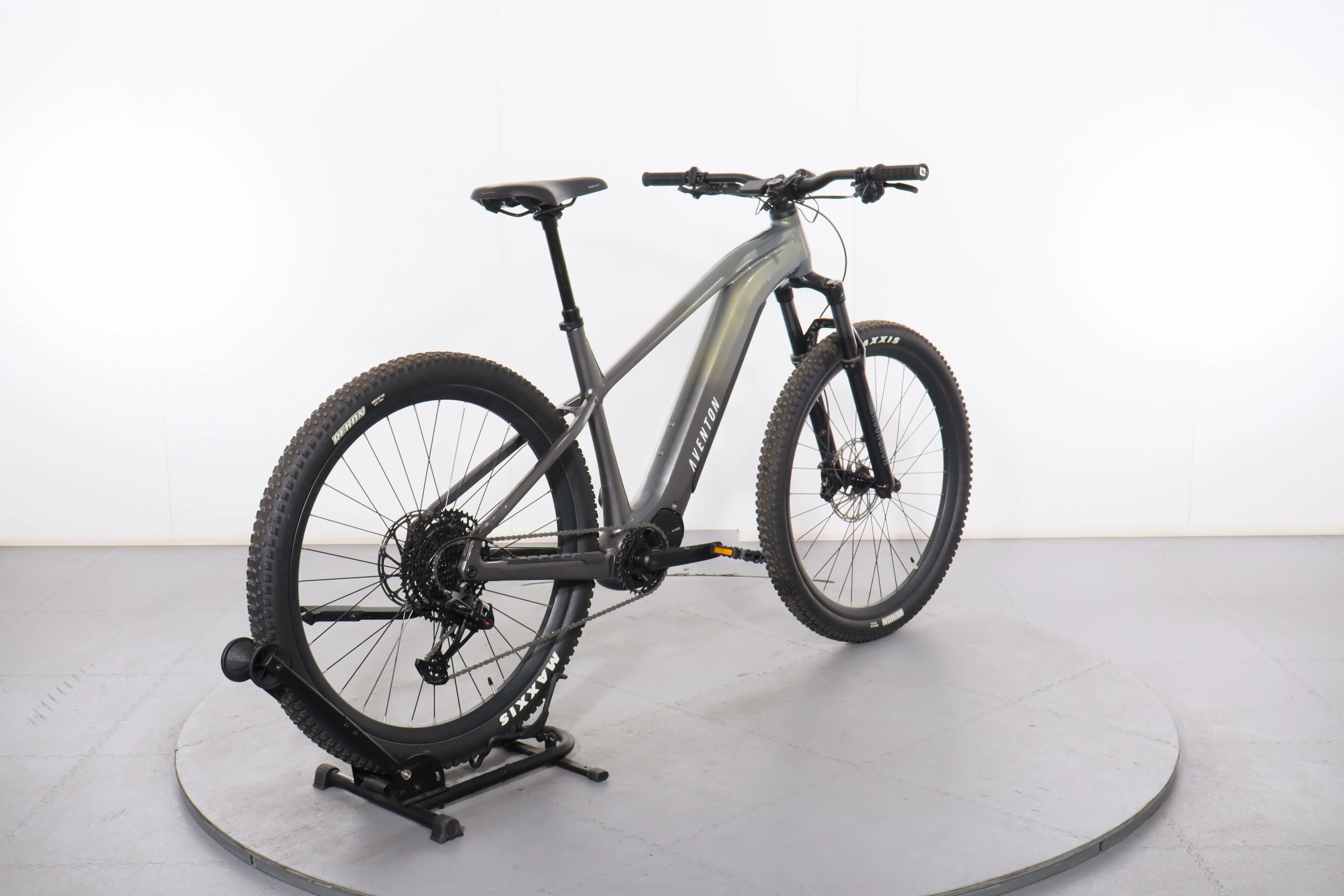 Aventon Ramblas - Image 6