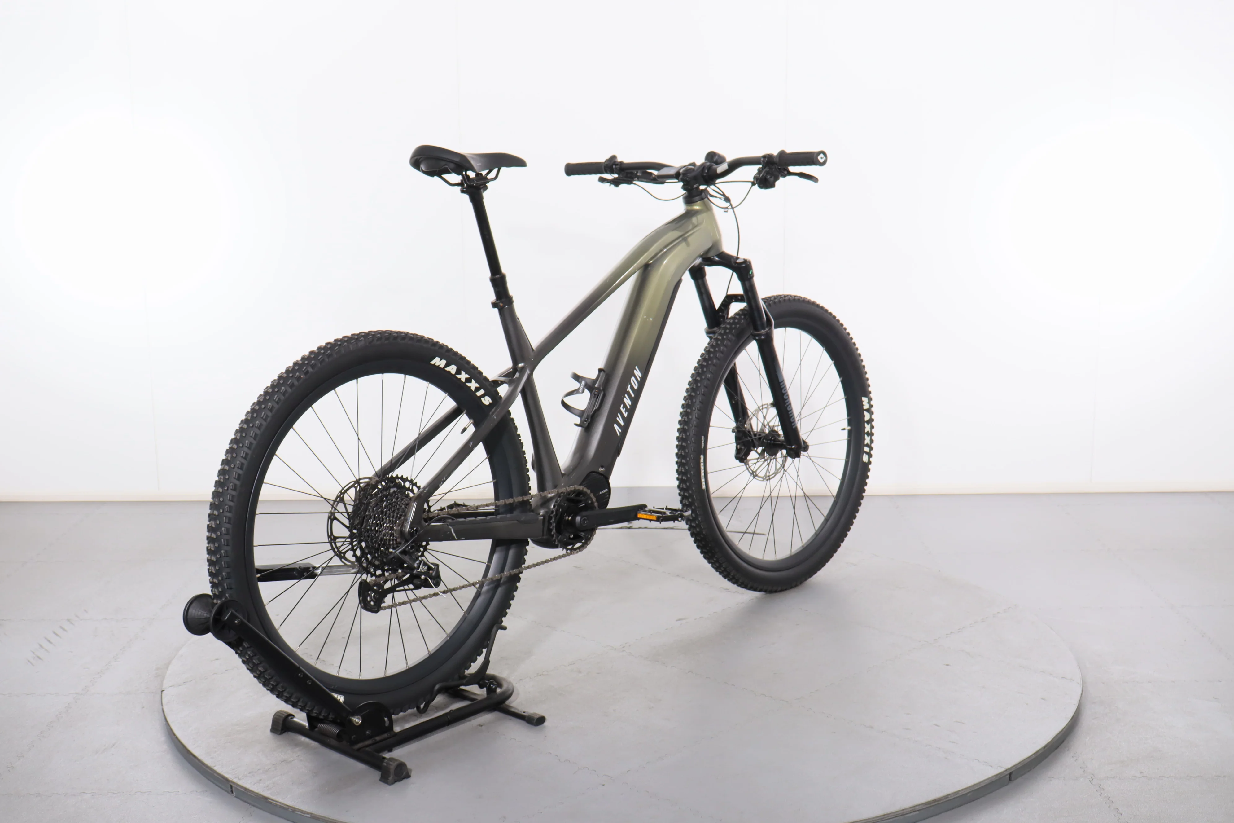 Aventon Ramblas - Image 6