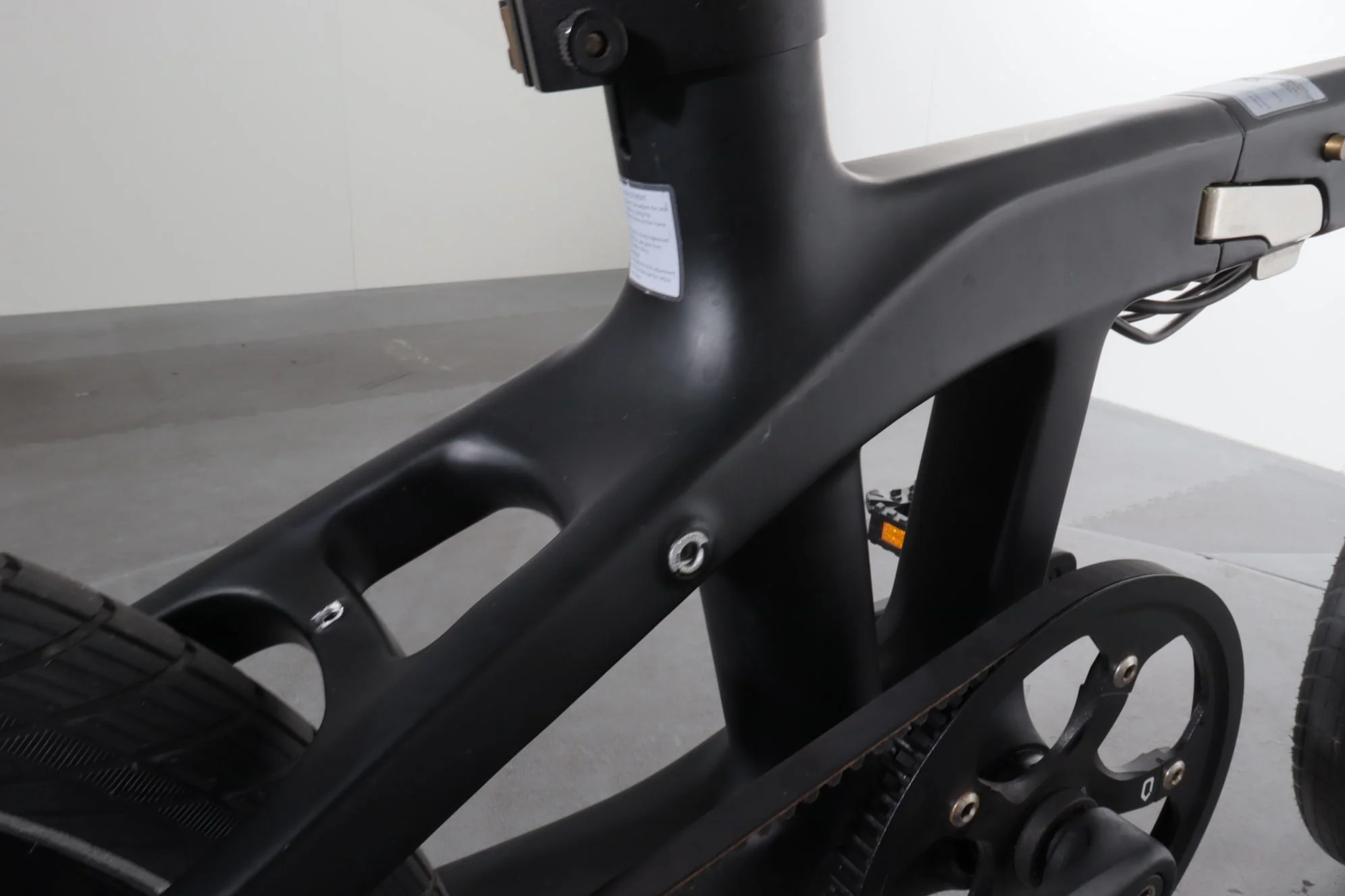 Carbo Model X - Image 11