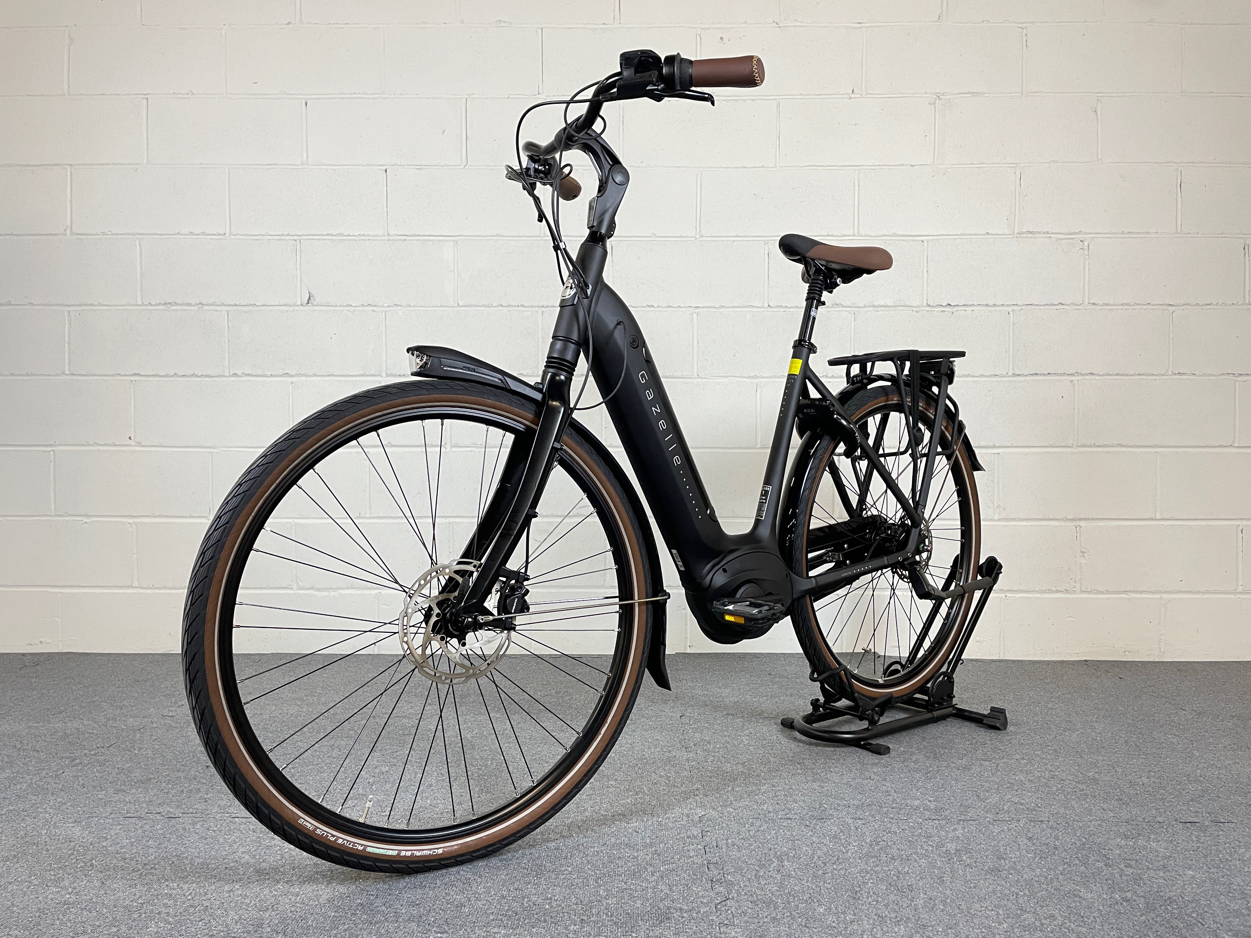 Gazelle Arroyo Elite C8 HMB - Image 3