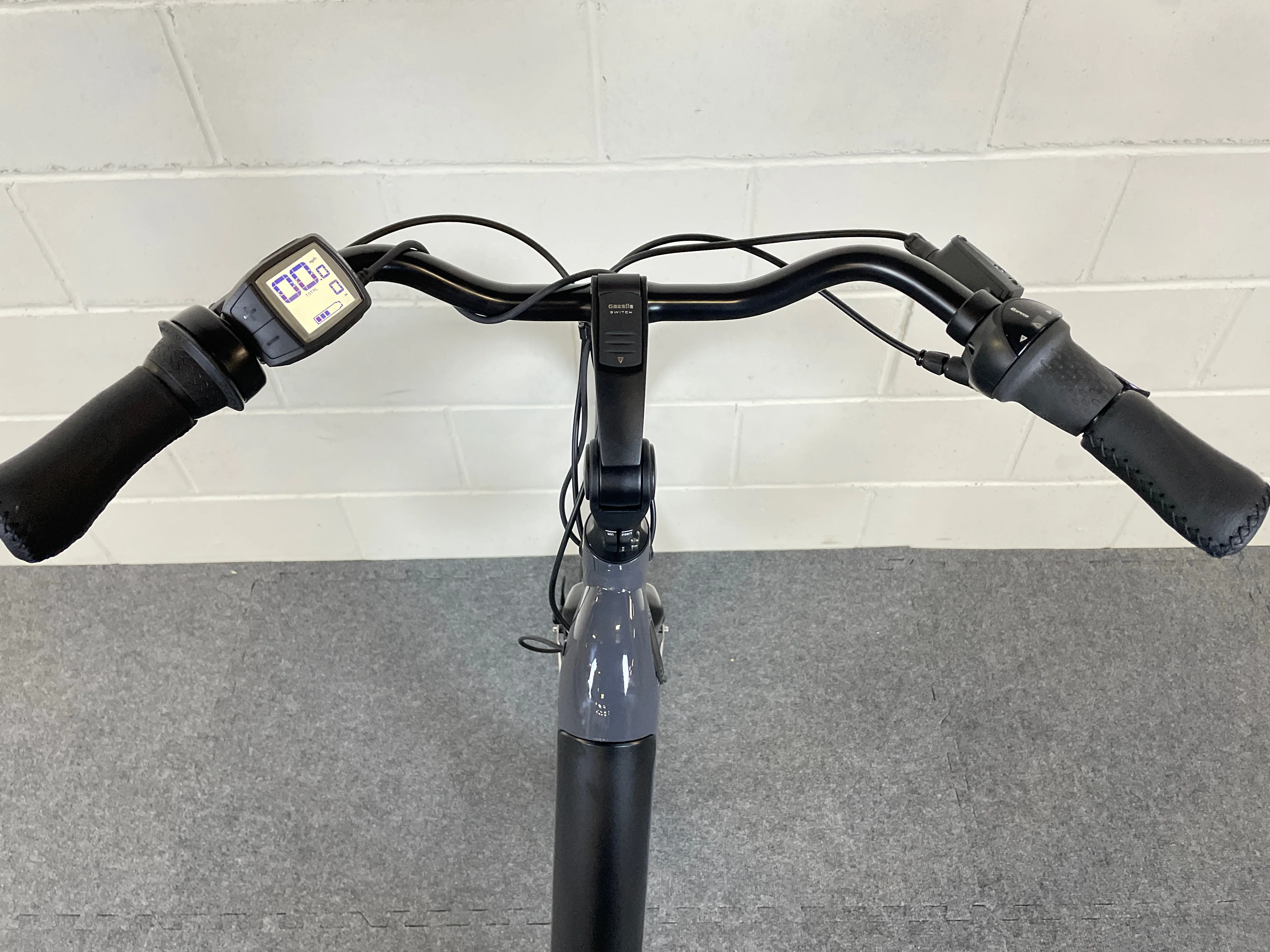 Gazelle Arroyo Elite C8 HMB - Image 7