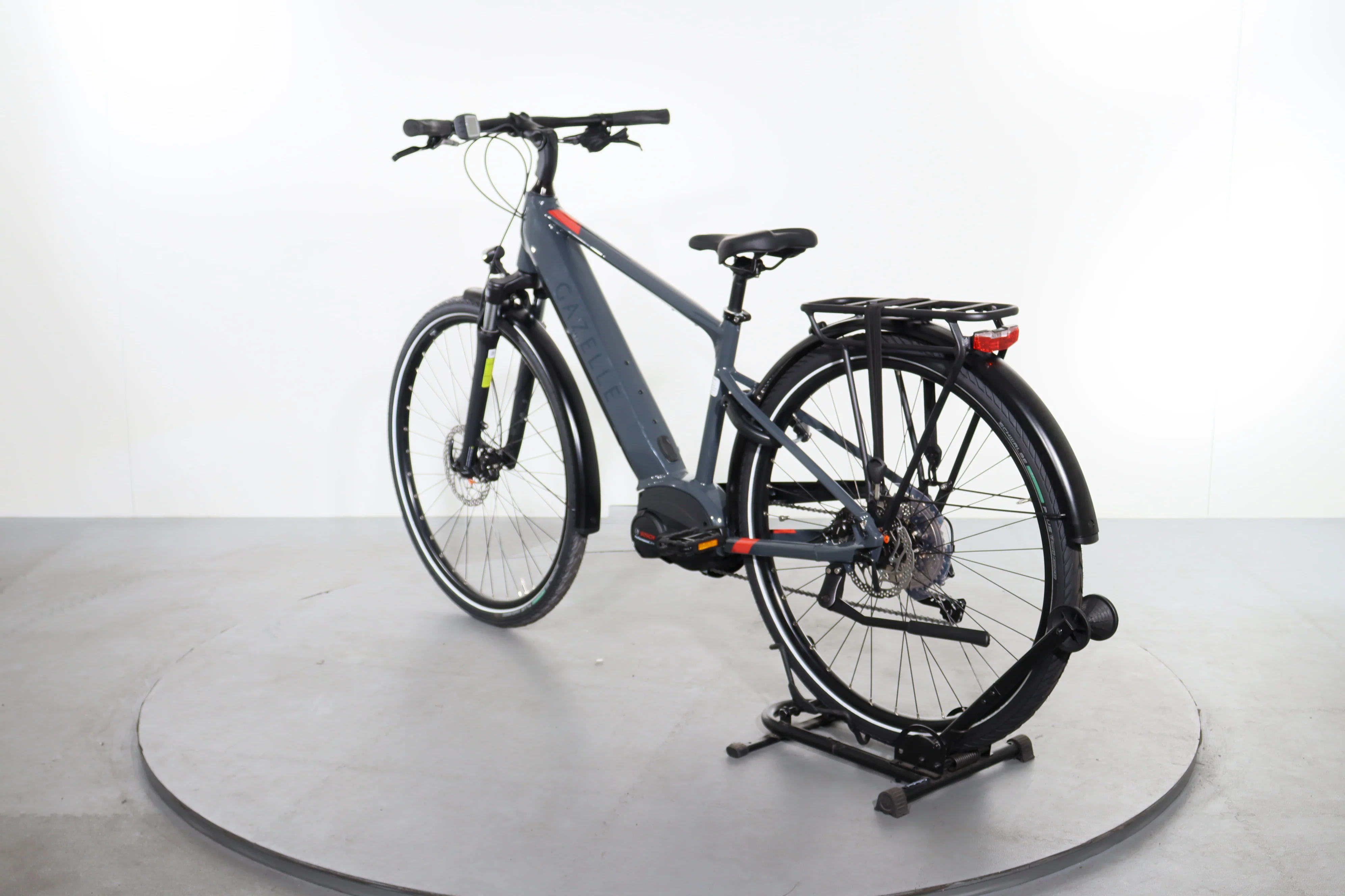 Gazelle Medeo T10 High Step - Image 5