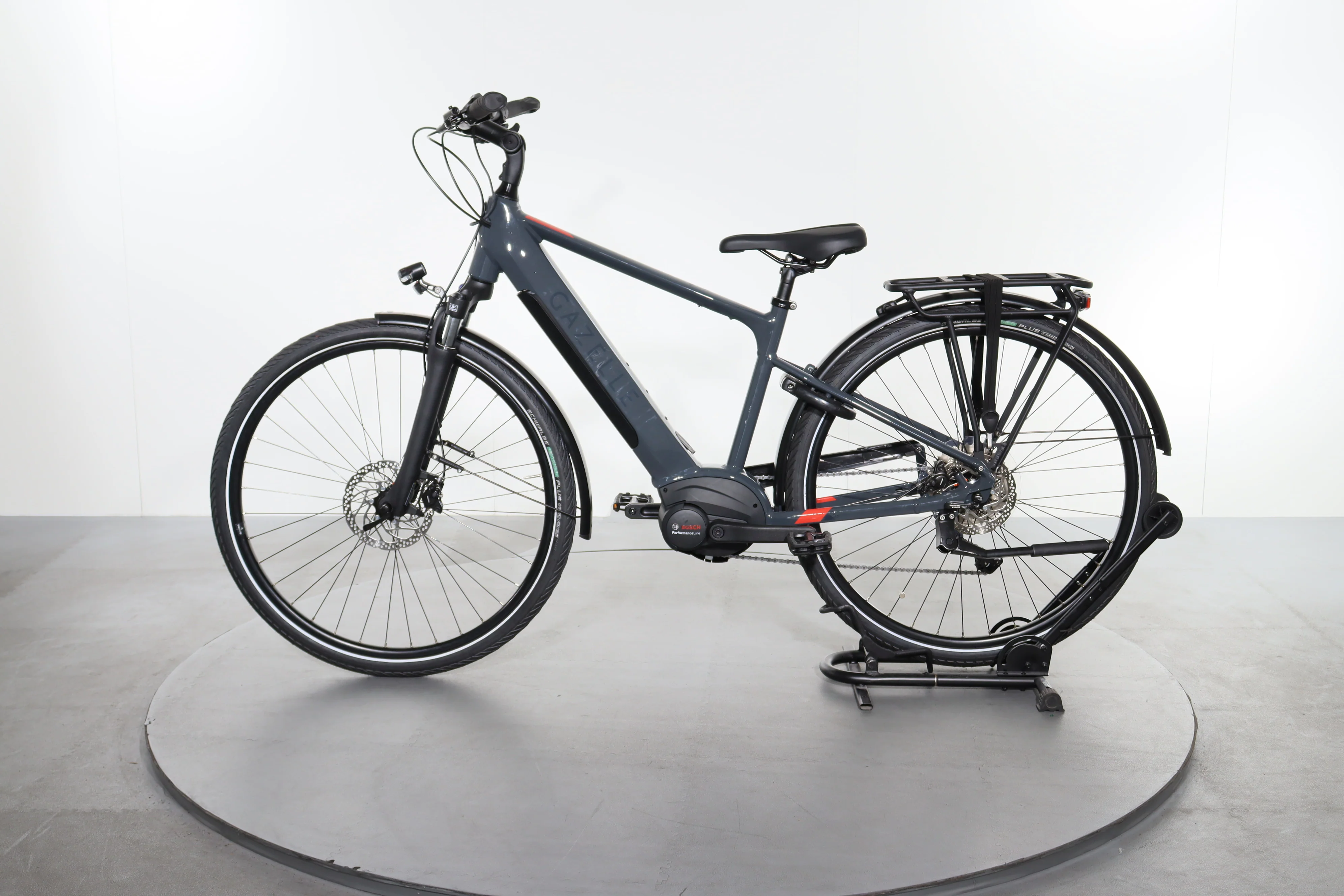 Gazelle Medeo T10 Mid Step - Image 4