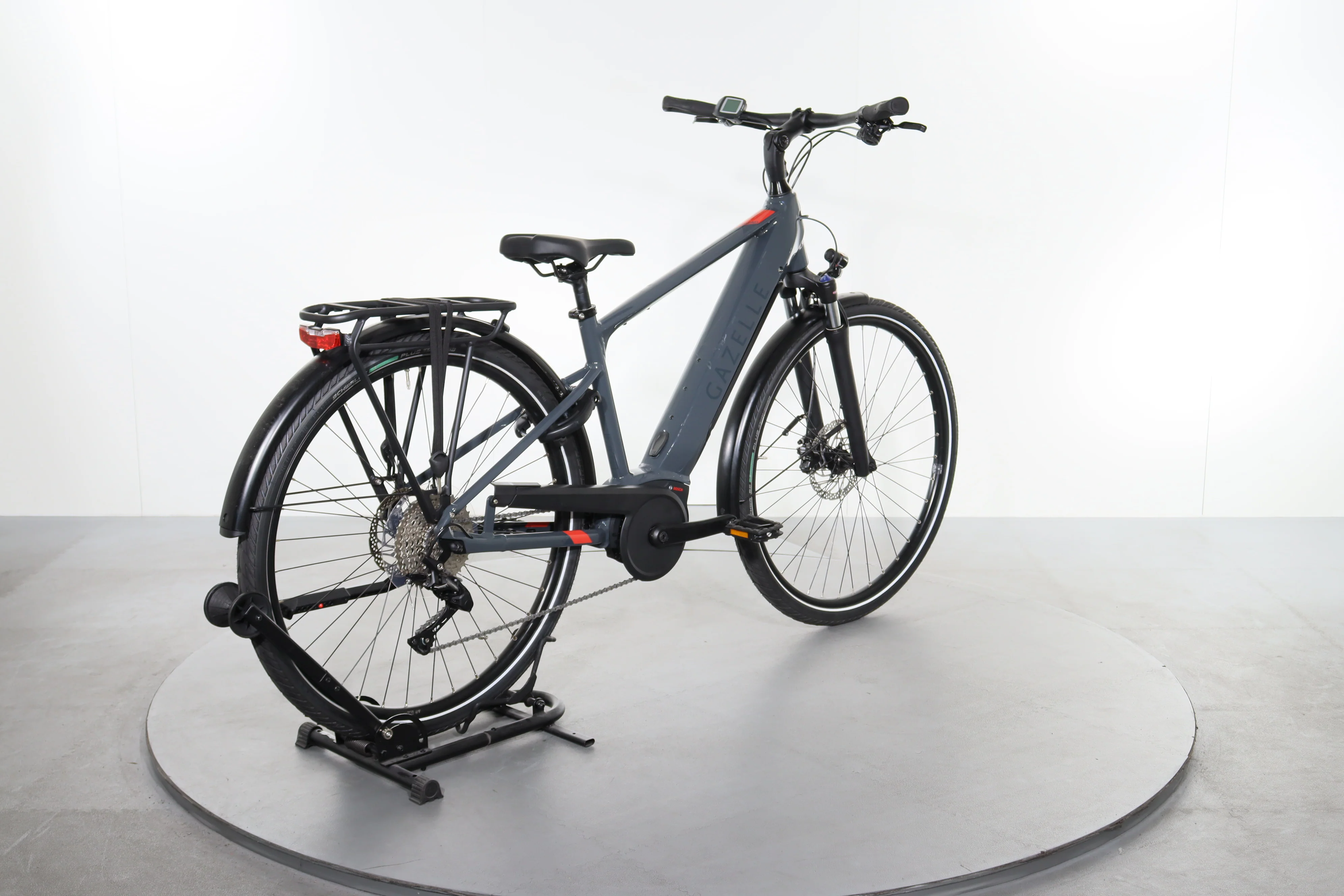 Gazelle Medeo T10 Mid Step - Image 6