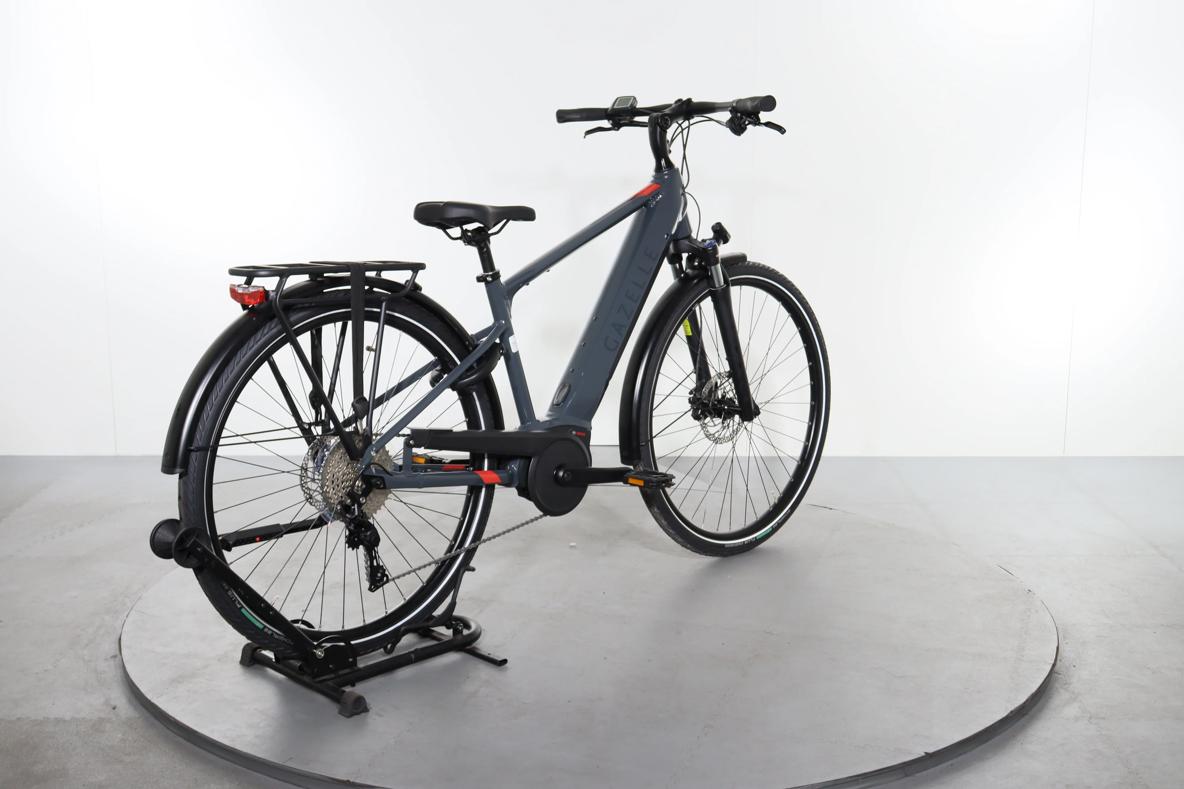 Gazelle Medeo T10 High Step - Image 6