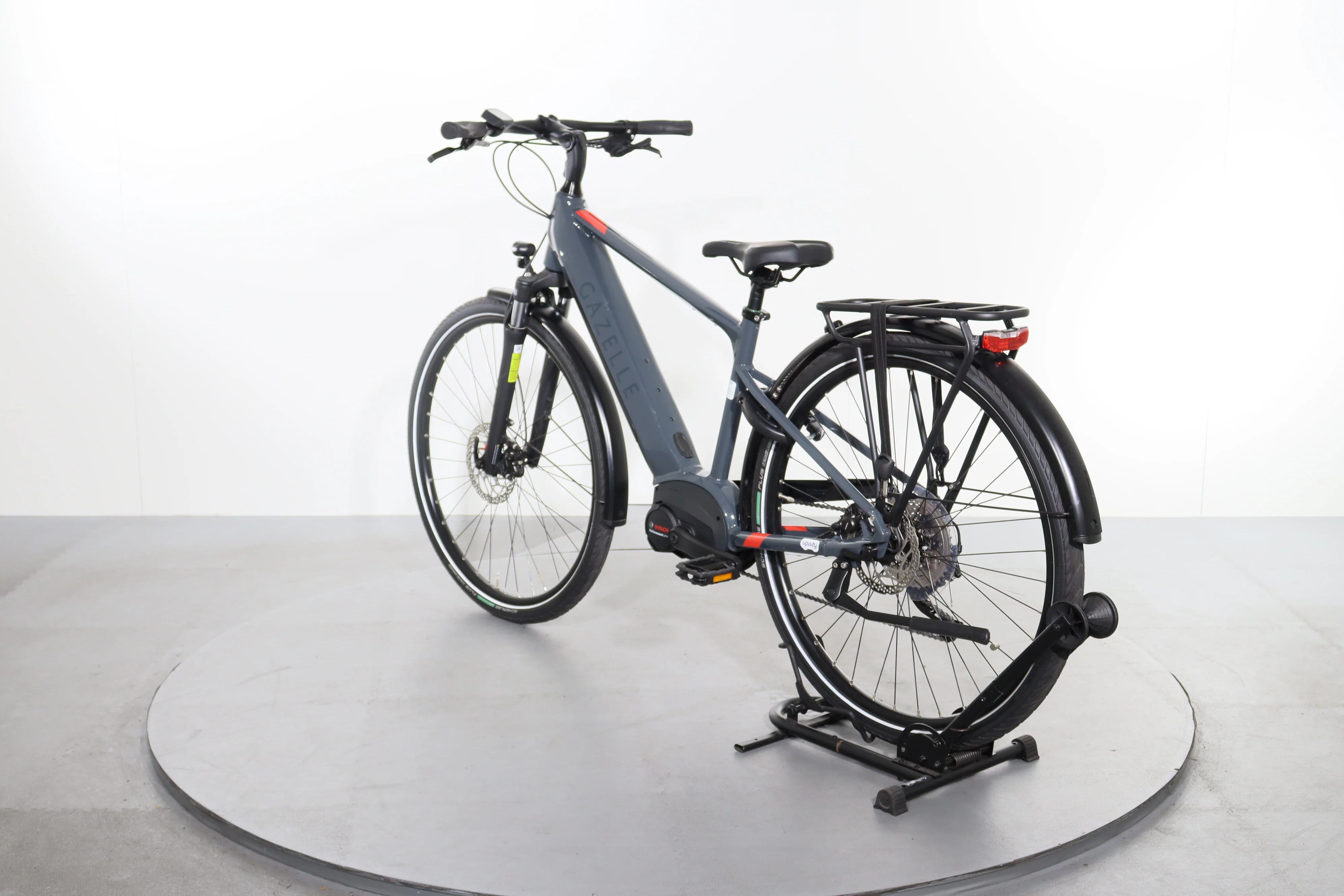 Gazelle Medeo T10 High Step - Image 5