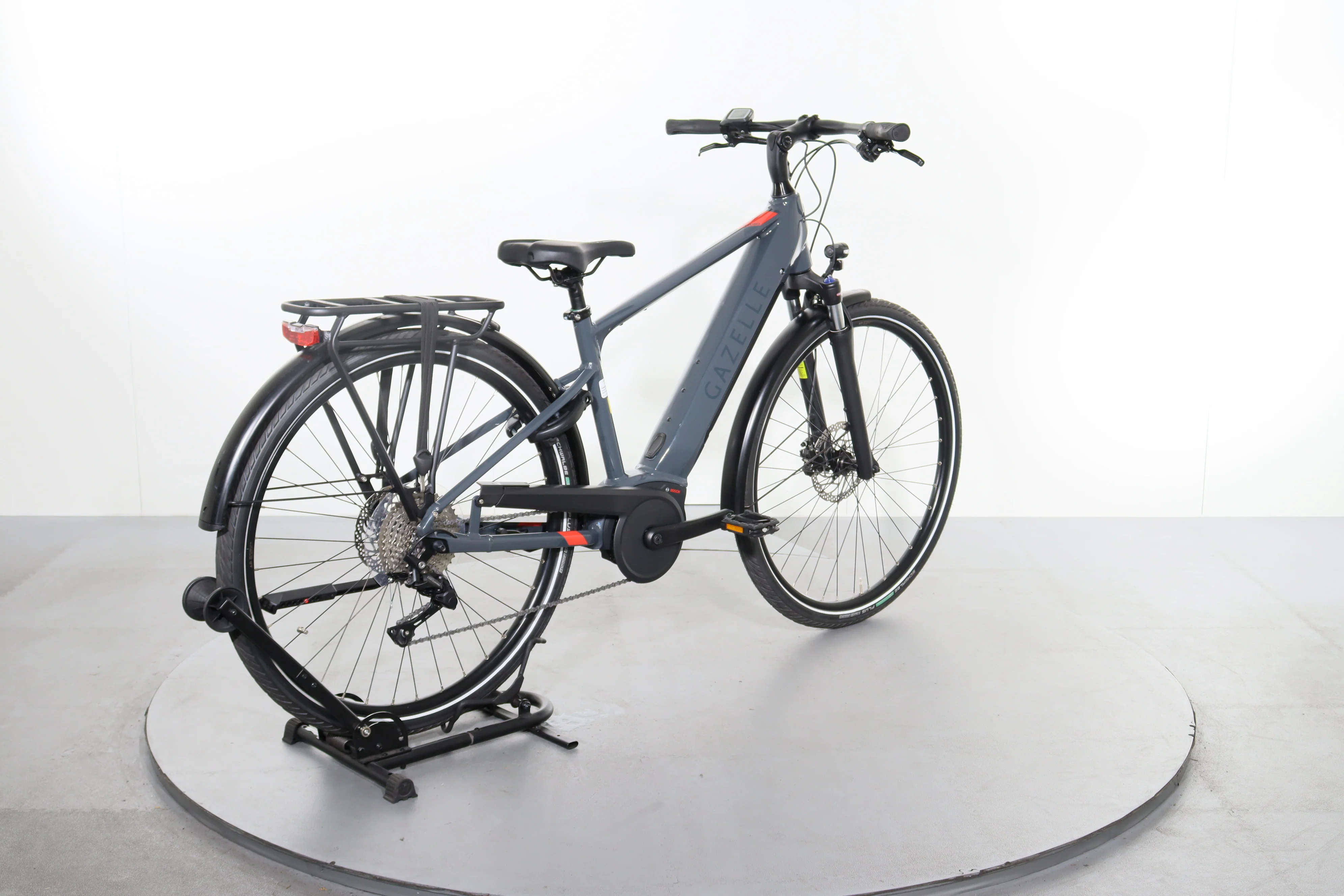 Gazelle Medeo T10 High Step - Image 6