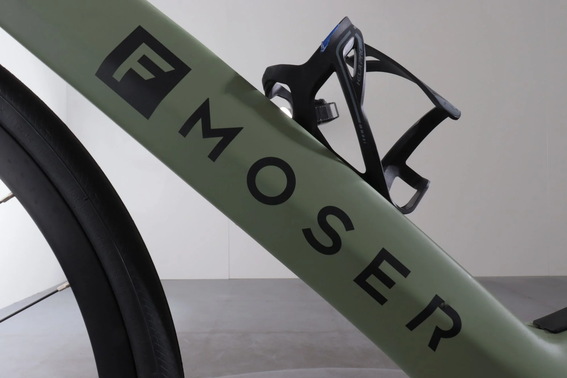 Pinarello F Moser E-Road Rival Axs - Image 8