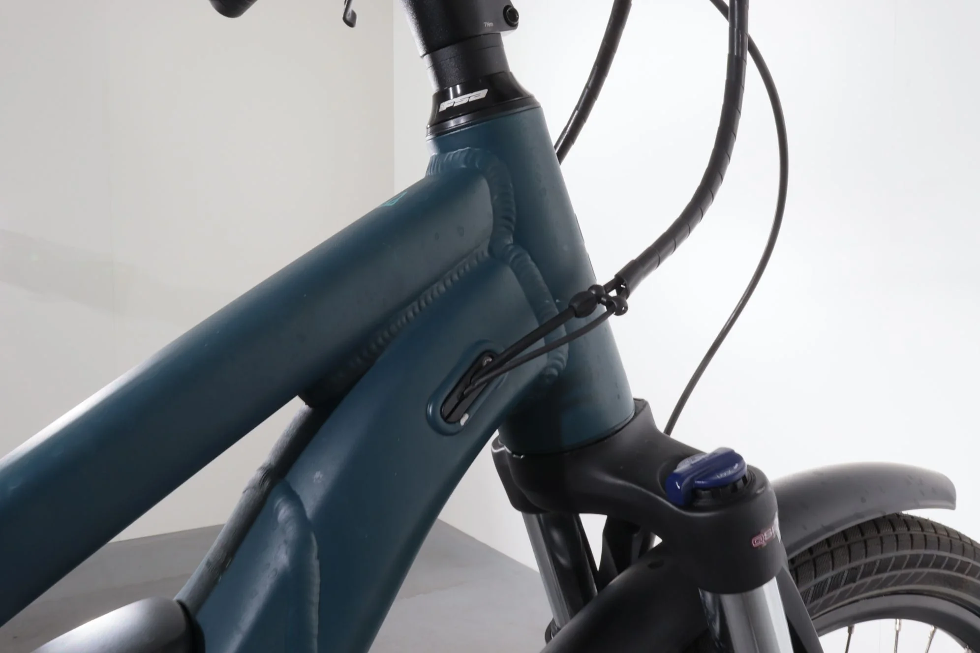 REI Co-op cycles CTY e2.2 - Image 11