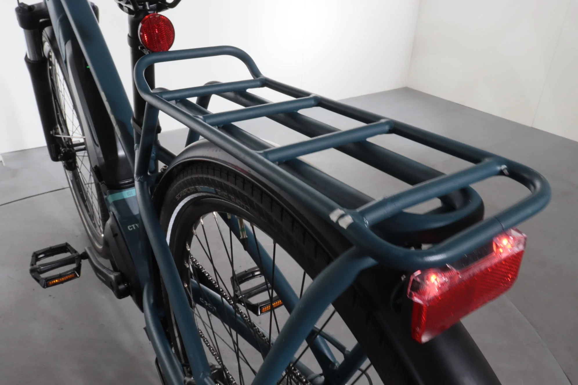 REI Co-op cycles CTY e2.2 - Image 13