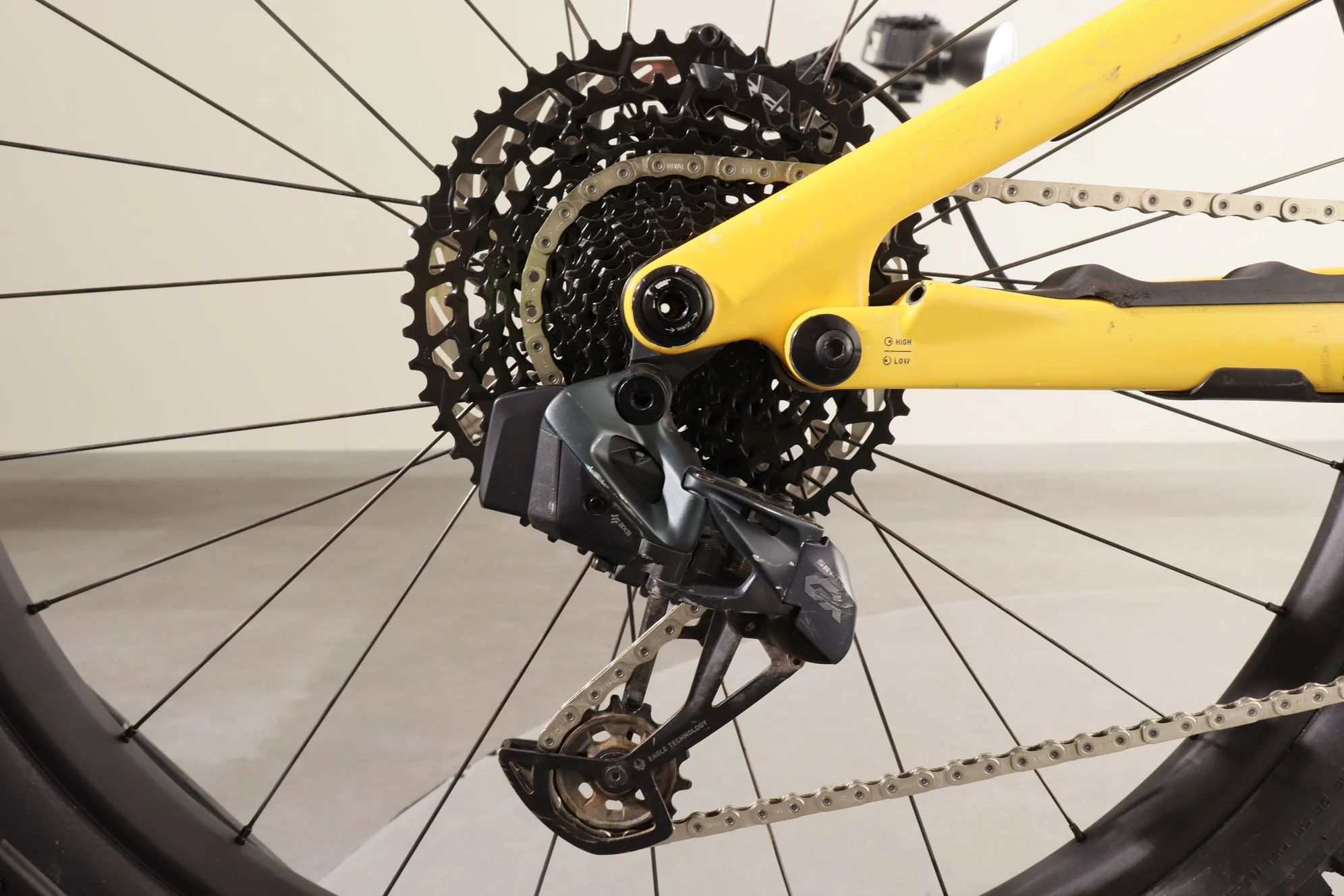 Specialized Turbo Kenevo SL Comp Carbon - Image 16