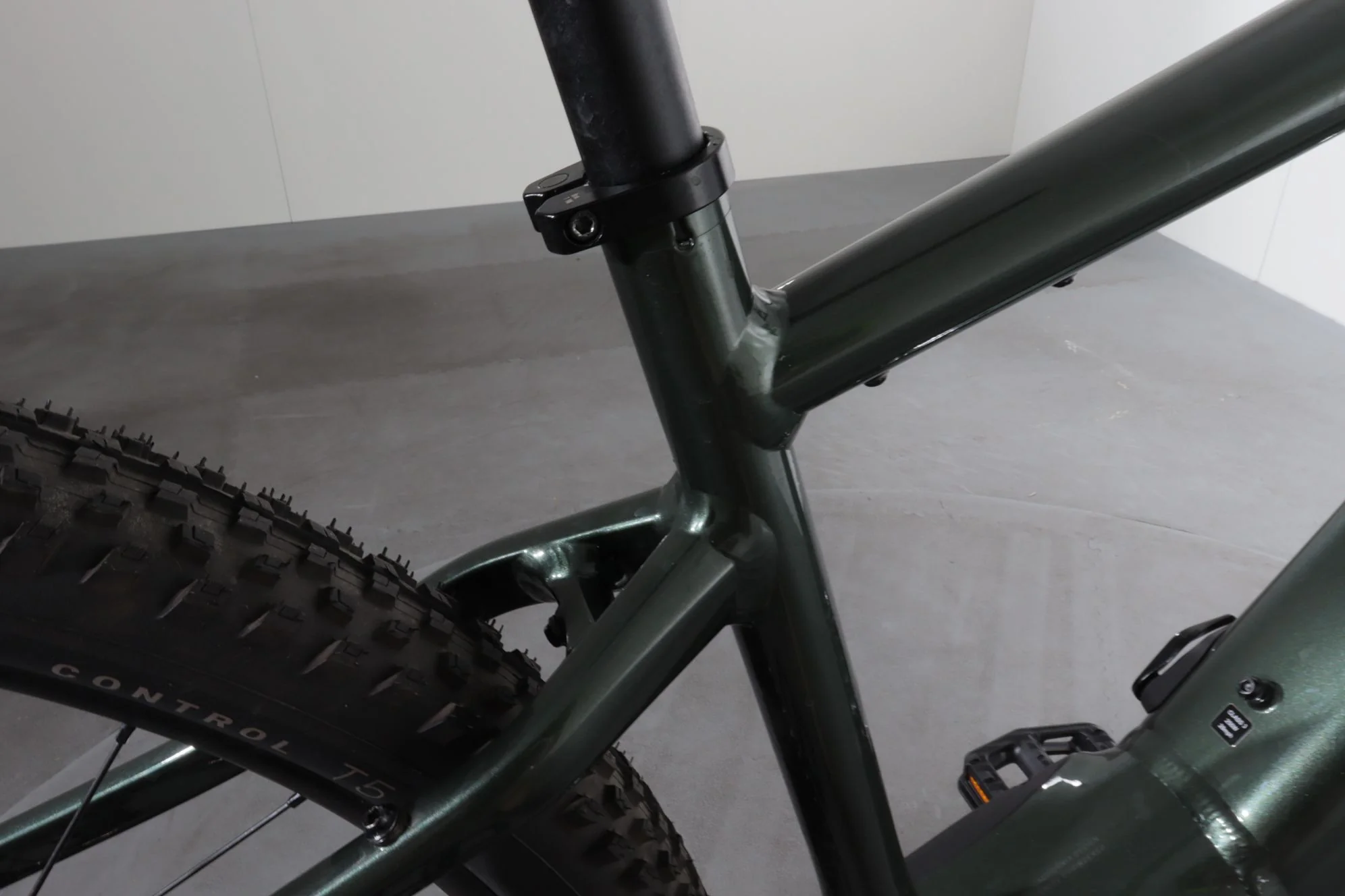 Specialized Turbo Tero 3.0 - Image 12